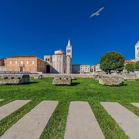 Neva Room With Private Bathroom Zadar Exterior photo