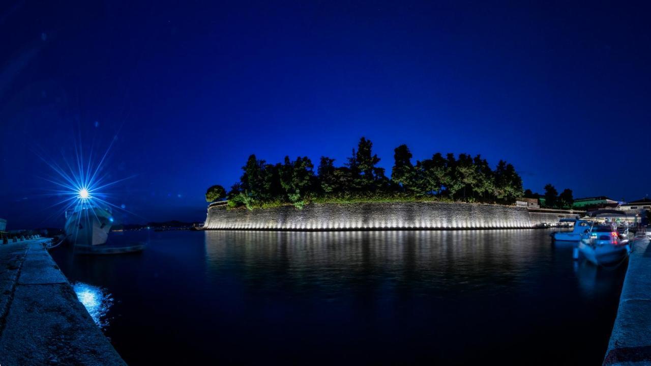 Neva Room With Private Bathroom Zadar Exterior photo