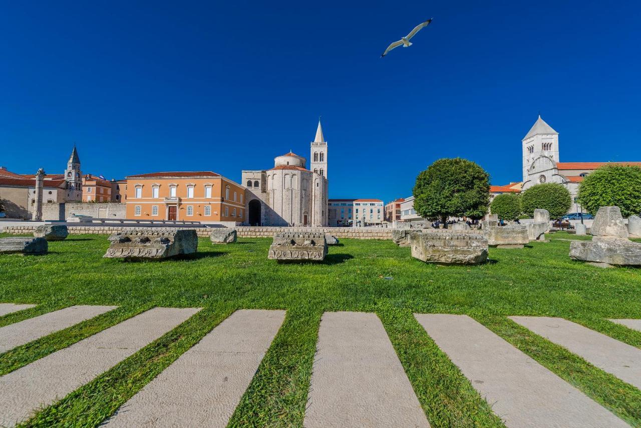 Neva Room With Private Bathroom Zadar Exterior photo